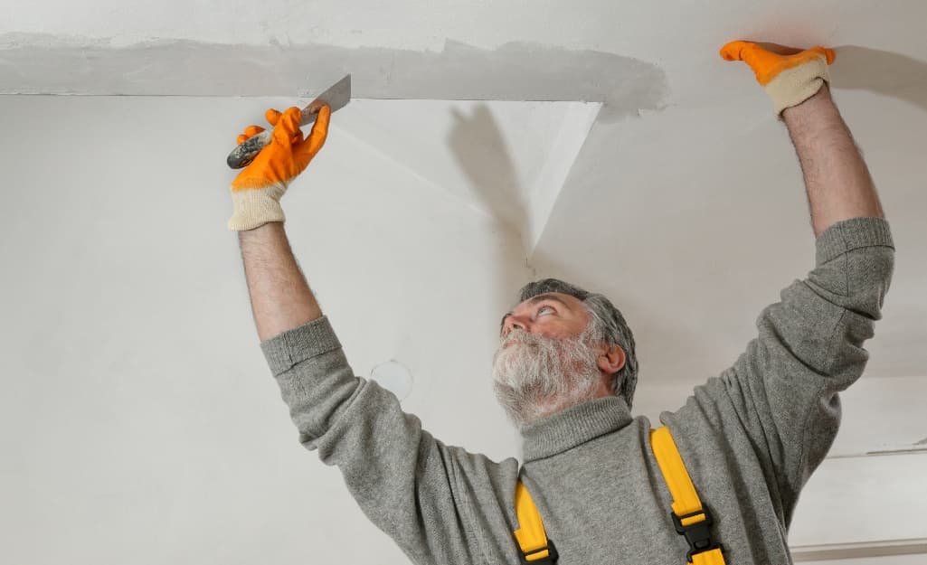 Ceiling Crack Repair & Water Damage Fixing